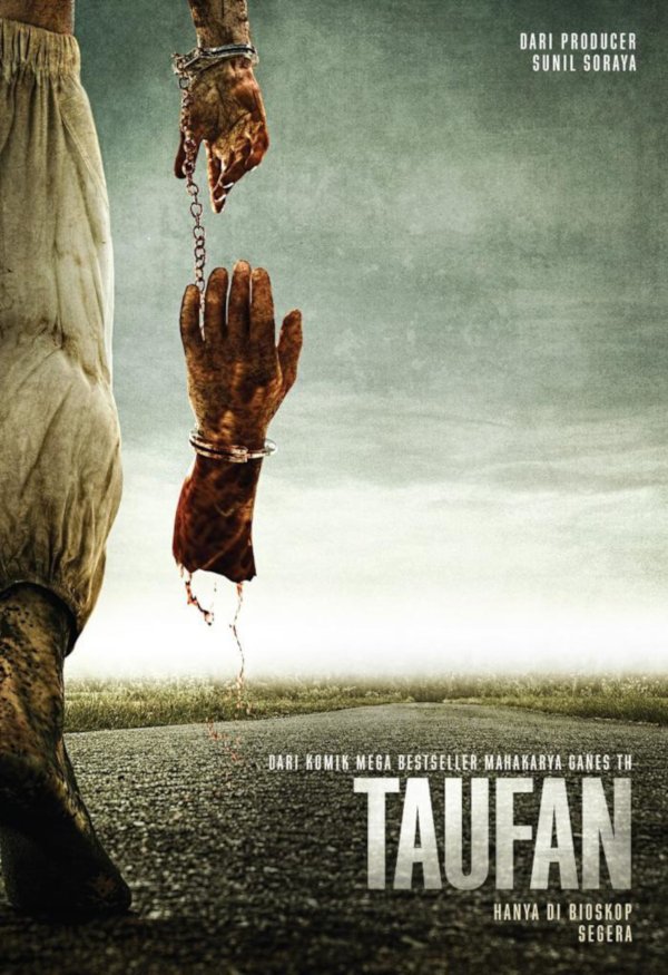 poster film taufan